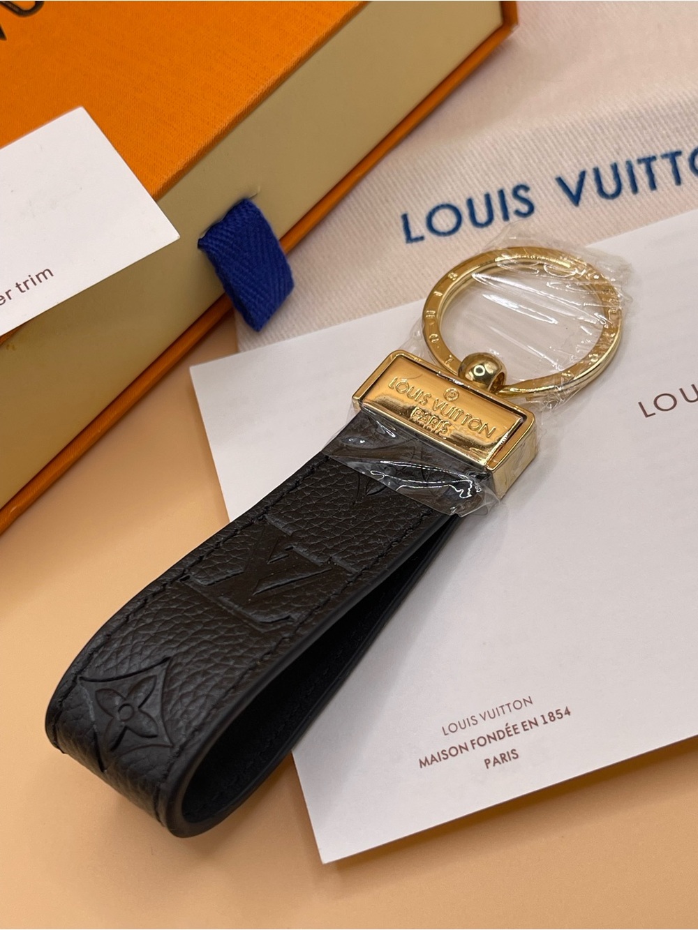 Louis Vuitton black Monogram Key Charm Includes Box and dust bag. - Picture 1 of 3